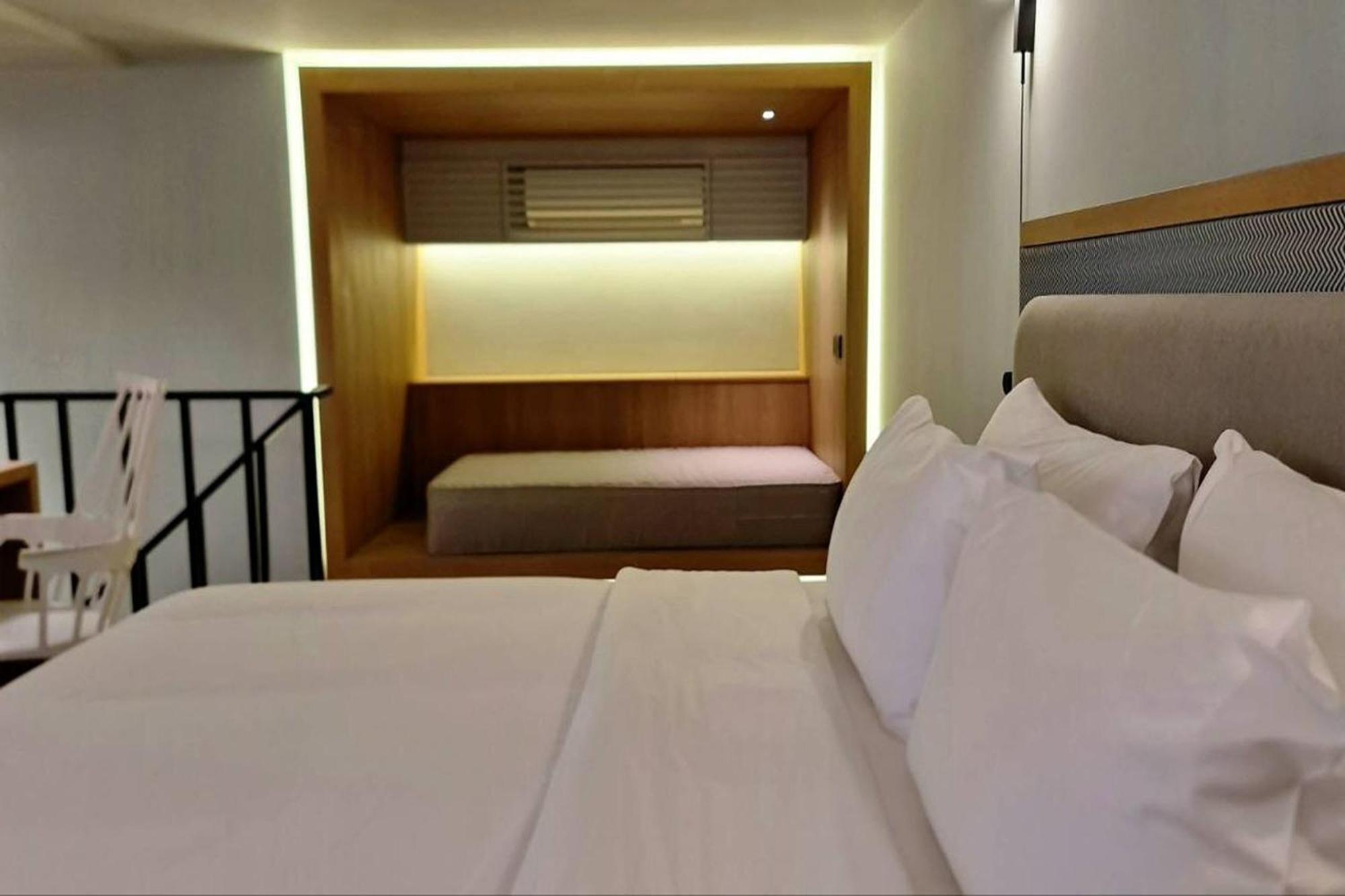 The Sacha Apart-Hotel Thonglor Банкок Екстериор снимка
