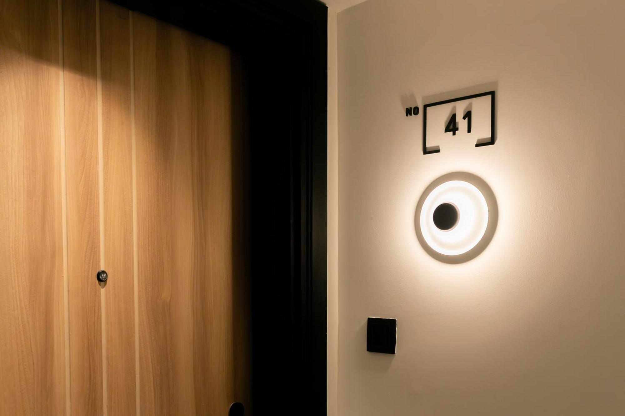 The Sacha Apart-Hotel Thonglor Банкок Екстериор снимка