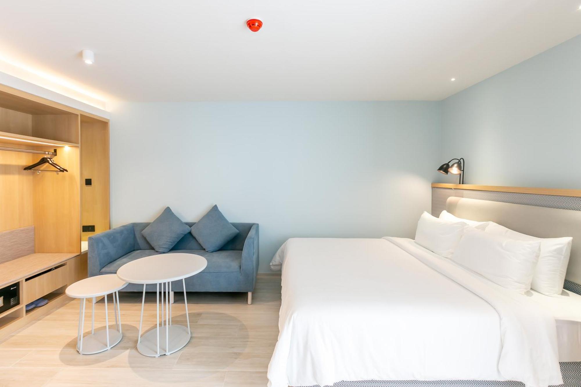 The Sacha Apart-Hotel Thonglor Банкок Екстериор снимка