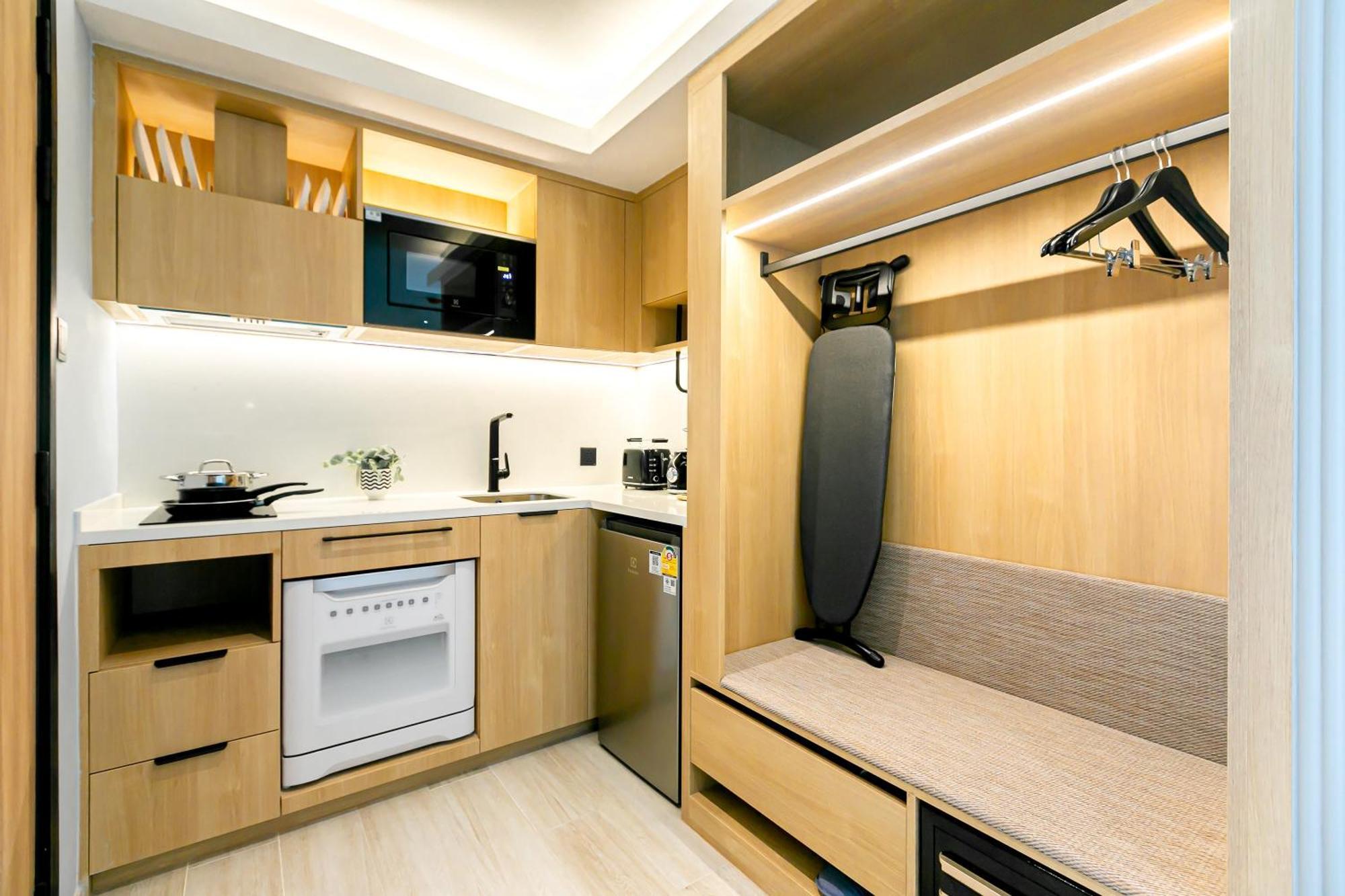 The Sacha Apart-Hotel Thonglor Банкок Екстериор снимка